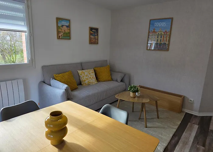 1 Lit King Size Centre Parking Privé *