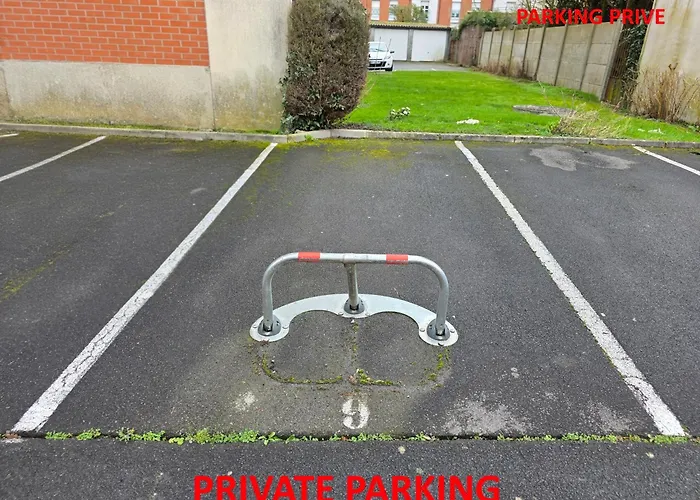 1 Lit King Size Centre Parking Prive Arras