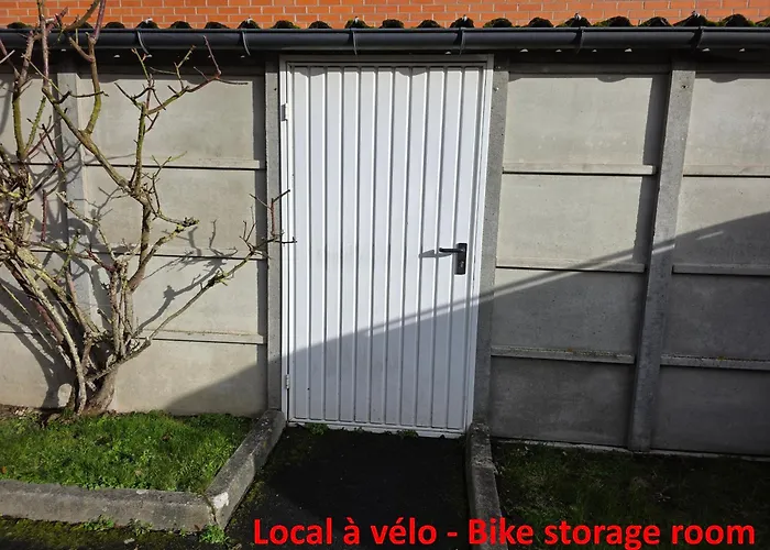 1 Lit King Size Centre Parking Prive Διαμέρισμα *