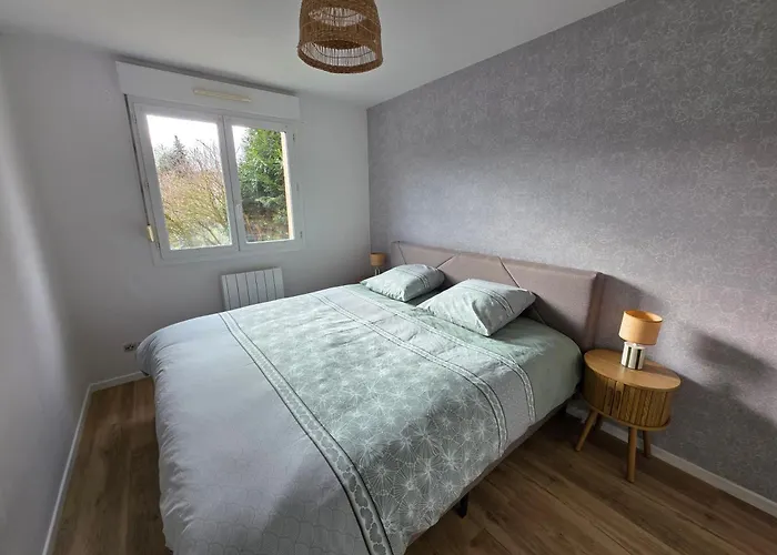 1 Lit King Size Centre Parking Privé *